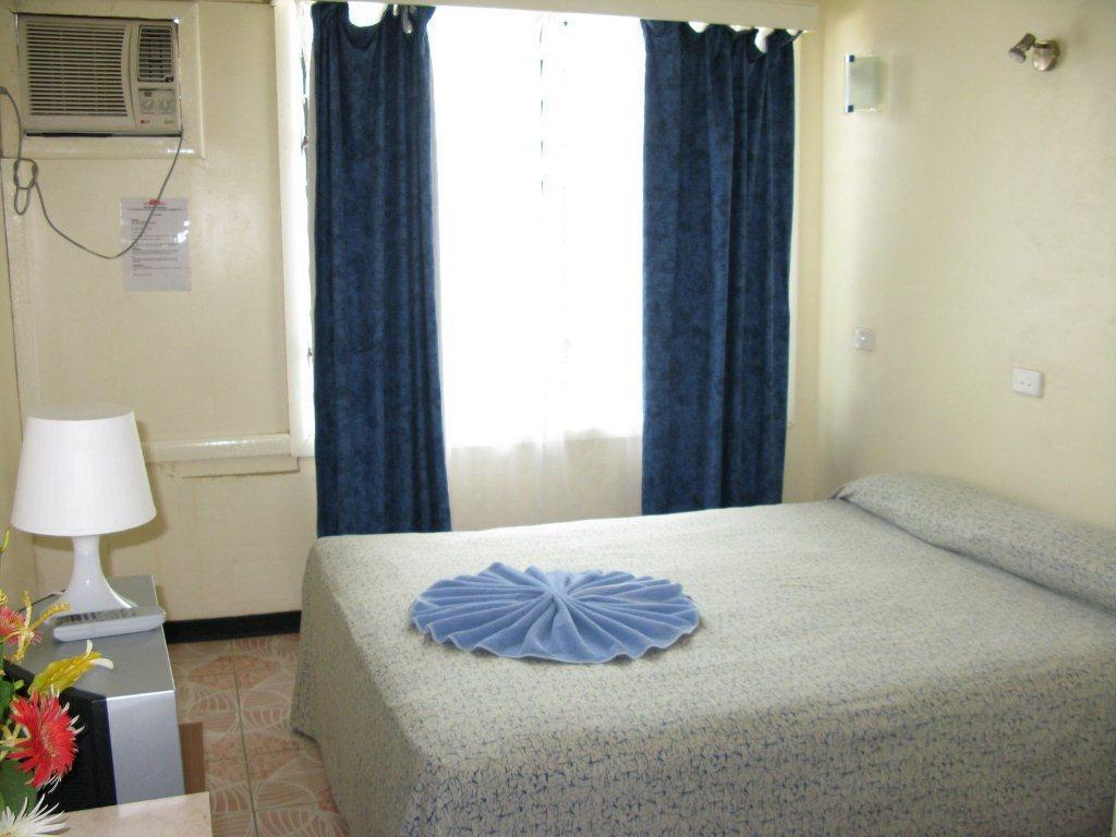 Red Mansion Comfort Inn Honiara Zimmer foto